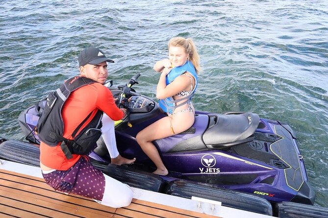 1-Hour Jet Ski Rental in Miami - Location and Logistics