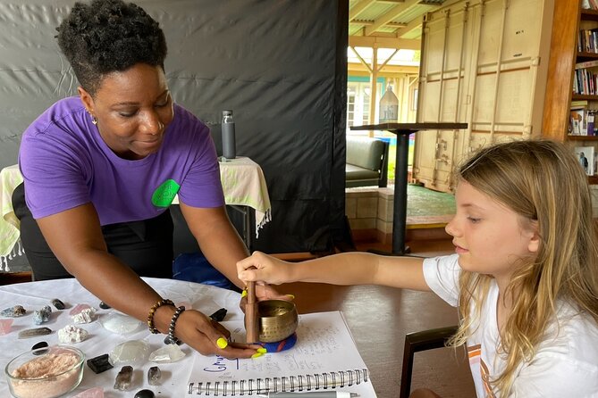 1 Hour Kauai Crystal Course With Geologist In Anahola - Course Details