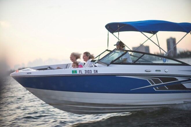 1 Hour Miami Private Boat Ride With Champagne and Captain - Important Reminders