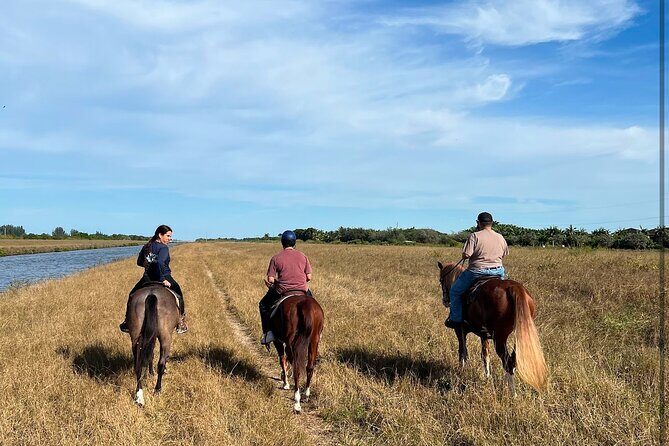 1 hour of ATV + 1 hour horse ride-- free videos and pictures - Who Should Consider This Tour?