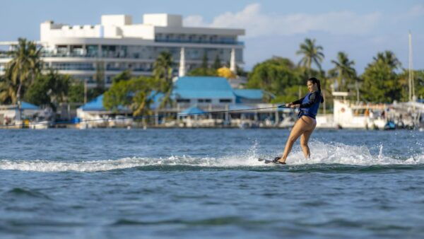 1 Hour of Wakeboarding on the Beaches of San Andrés - The Sum Up