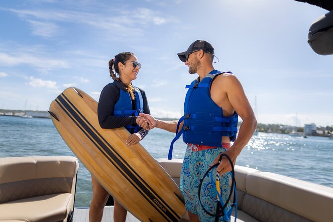 1 Hour of Wakeboarding on the Beaches of San Andrés - Activity Overview