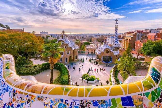 1-Hour Park Guell Gaudis Wonder Guided Tour Max 6 People Group - Park Güell Overview
