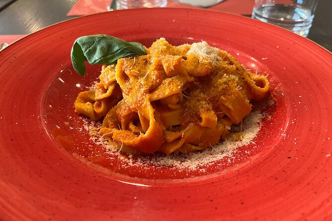 1 Hour Pasta Making Class in Rome - Class Booking Information