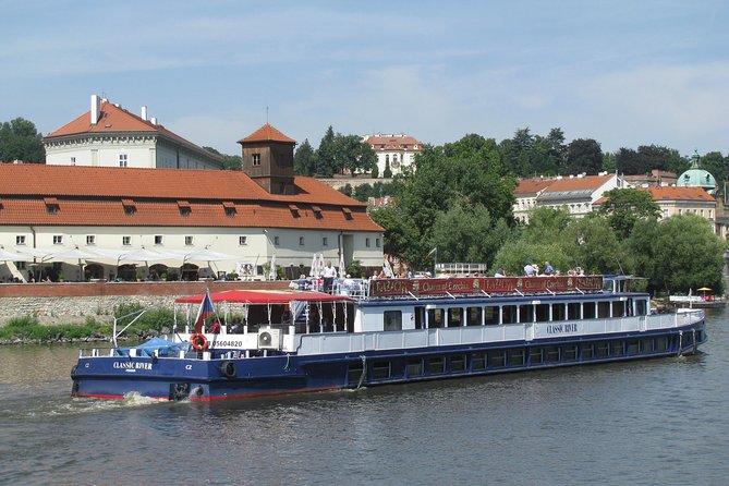 1 Hour Prague Panoramic Vltava River Sightseeing Cruise - Whats Included