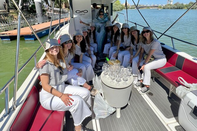 1 Hour Private Boat Rental on the Guadalquivir - What to Expect