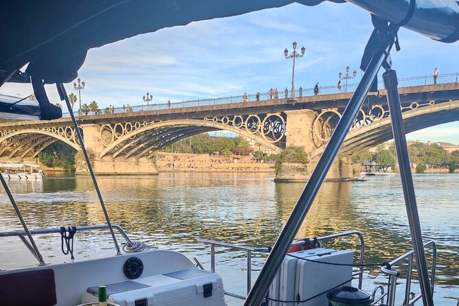 1 Hour Private Boat Rental on the Guadalquivir - Important Details