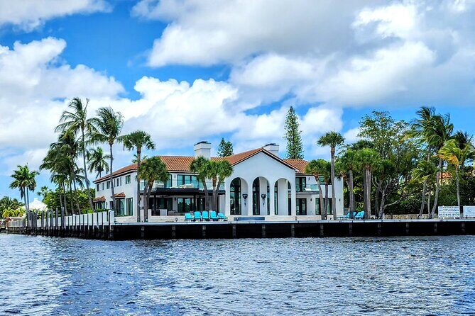 1 Hour Private Boat Tour in Fort Lauderdale Up to 12 people - Why Choose the 1-Hour Private Boat Tour in Fort Lauderdale?