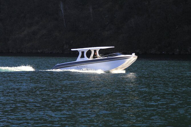 1 Hour Private Boat Tour on Lake Como - Cancellation Policy and Price