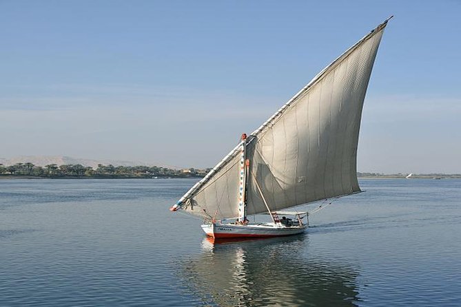 1-Hour Private Felucca Cruise on the Nile River With Traditional Food - Private and Personalized Experience