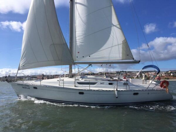 1 Hour Private - Lisbon Sailing Tour With Wine and History - Frequently Asked Questions