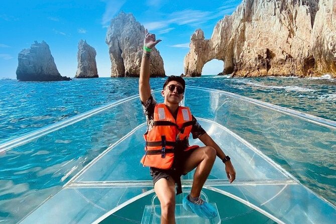 1 Hour Private Navigation in Transparent Boat Arco De Los Cabos - Background