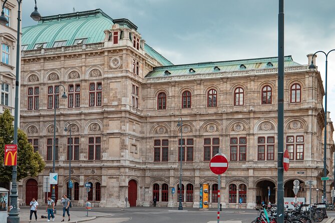1 Hour Private Photo Shoot in Vienna - Directions to Book the Private Photo Shoot