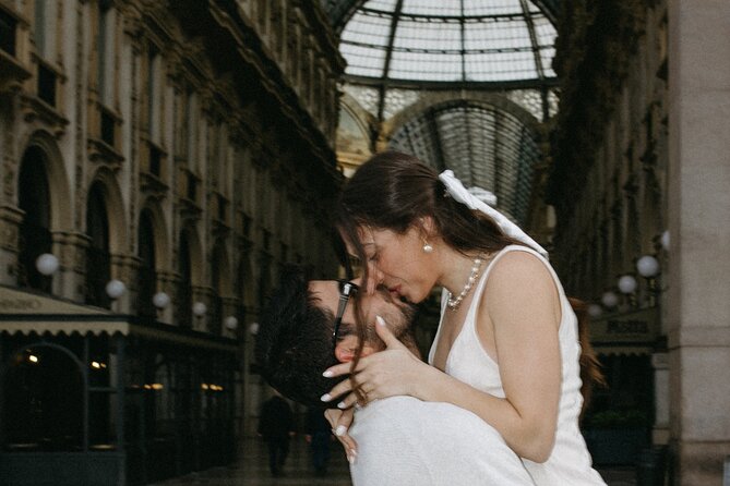 1 Hour Private Professional Photoshoot in Milan - Delivery Timeline