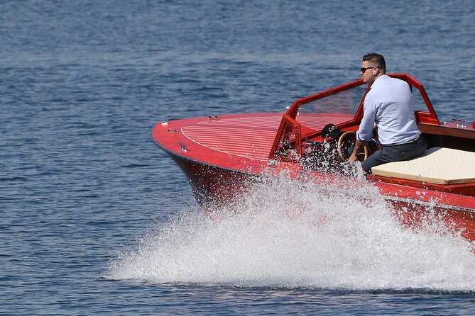 1 Hour Private Wooden Boat Tour on Lake Como 6 Pax - Lake Como: A Picture-Perfect Destination