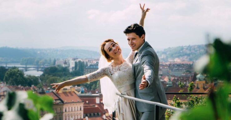 1 Hour Professional Photoshoot in Prague - Booking Details