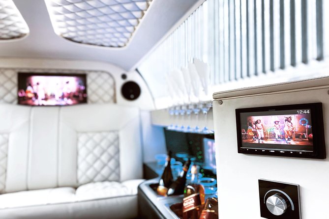 1 Hour Ride in Vintage Limousine - Vintage Limousine Experience Overview