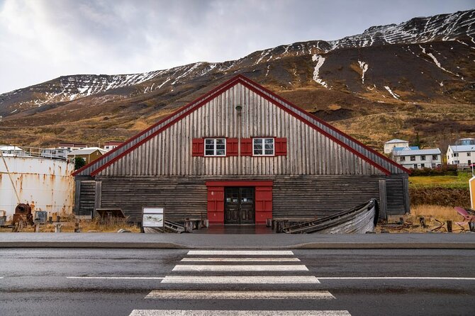 1-Hour Siglufjörður Stroll - Route and Attractions on the Stroll