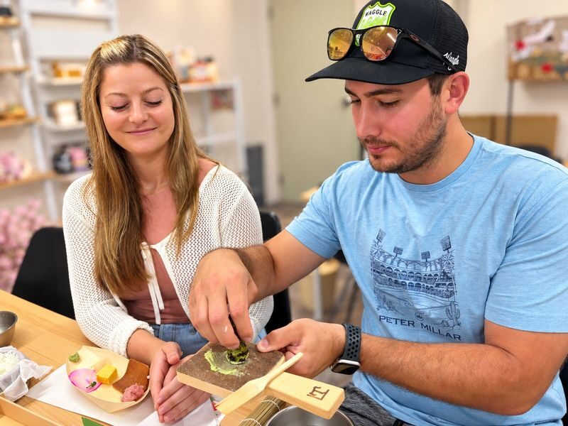 1-Hour Sushi Bento Making in Tsukiji Fish Market - Price, value, and what you are paying for