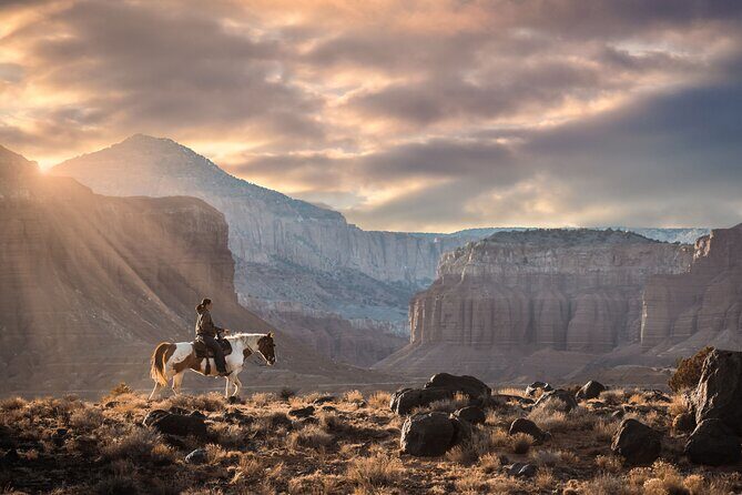 1-Hour Western Horse Ride - Good To Know