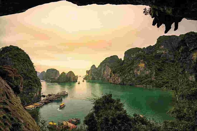 1 night cruise selection over Halong, Bai Tu Long or Lan Ha Bay - Introduction
