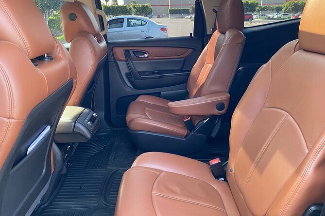 1 Transfer from Queretaro Airport to San Miguel de Allende/Queretaro - Seamless, Private Transportation with a Touch of Luxury