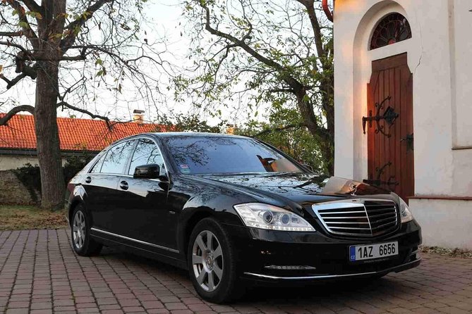 1-Way Private Ride Karlovy Vary to Berlin - Mercedes Benz - up to 8 Passengers - Secure Your Spot Today