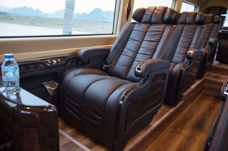 1-Way Transfer Between Hanoi and Ha Long via Limousine Bus - Activity Overview and Benefits