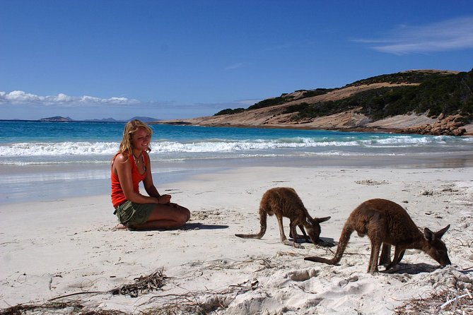 10-Day Adelaide to Perth Adventure Tour - Tour Duration and Pick-up Time