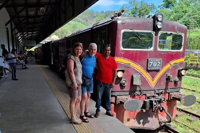 10 Day All Inclusive Sri Lanka Tour with B&B and Tuk Tuk Ride - What Makes This Tour Stand Out?