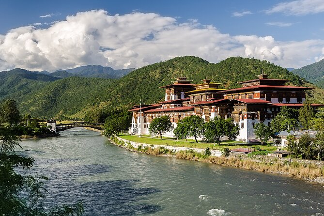 10-Day Bhutan Culture Tour to Paro, Thimphu, Punakha, Gangtey, Trongsa, Bumthang - Price and Booking Information