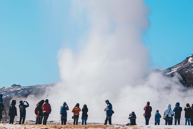 10 Day Iceland With Northern Lights Reykjavik Golden Circle Akureyri Blue Lagoon - Golden Circle Tour Highlights