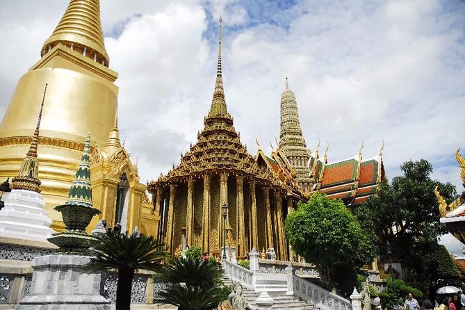 10-Day Individual Round Trip Highlights of Central Thailand - Bangkok: The Vibrant Capital City