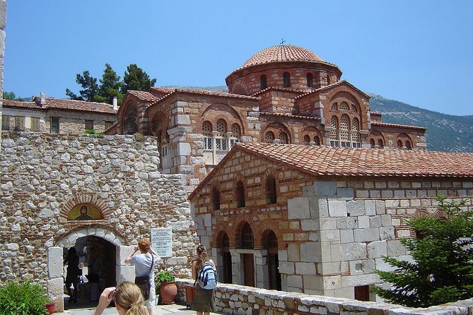 10 Day Private Tour Mycenae, Olympia, Delphi, Meteora, Santorini - Discovering Delphi, Olympia, Mycenae, and Corinth