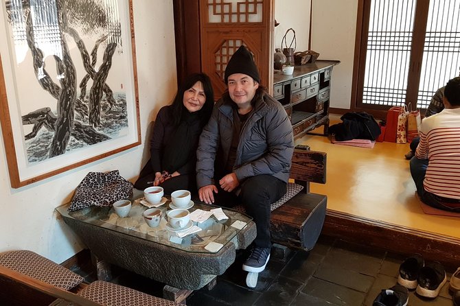 10 Days Essential Korea Tour(Seoul, Nami, DMZ, Andong, Gyeongju, Busan, Jeju) - Joseon Dynasty Palaces and UNESCO-listed Wonders