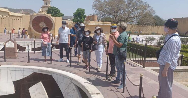 10-Days Jaipur, Udaipur, Mount Abu, Jodhpur & Jaisalmer Tour - Jaipur Arrival and Local Exploration