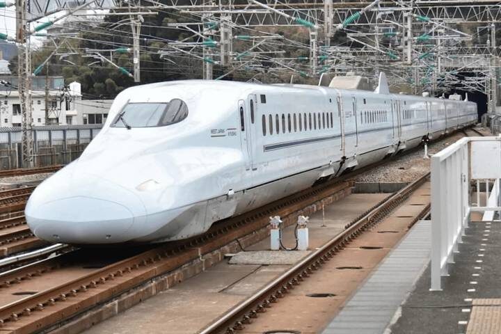 10 Days Japan Delight with Hiroshima (Private Guide No Group) by UME Travel - Hakone’s lake, ropeway and volcanic ground