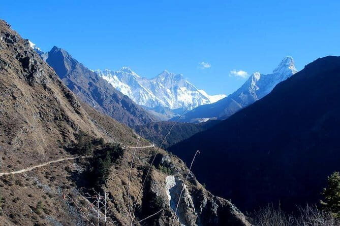 10 Days Langtang Valley and Gosaikunda Trek from Kathmandu - FAQ