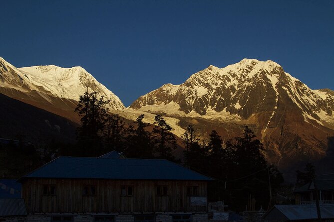 10 Days Manaslu Circuit Trek in Larke La Pass - Pricing and Terms