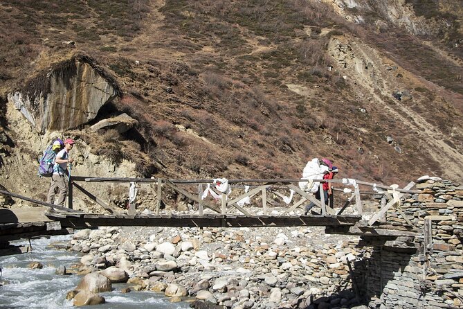 10 Days Manaslu Circuit Trek in Larke La Pass - Common Questions