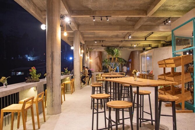 10 Days of Bali Adventure & Luxury for Active Adults 45+ - Dining & Accommodation