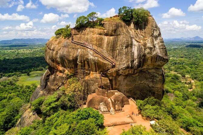 10 Days Private Vehicle & Driver Explore Sri Lanka By Your Plans - Exploring Sri Lanka in 10 Days with a Private Vehicle and Driver: A Balanced Review