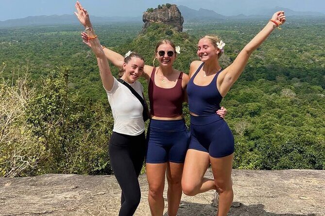 10 Days PrivateTour in Sri Lanka - Island Essence - Day 5 & 6: From Tea Gardens to Highland Trails