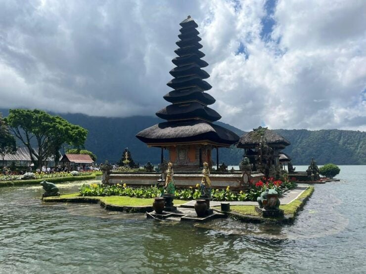 10 Hour West Bali Tour Taman Ayun, Ulun Danu & Tanah Lot - Key Points