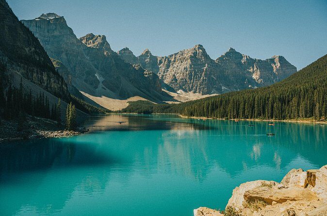 10 Hours Private Tour From Calgary: Lake Louise and Moraine Lake - Why This Tour Is a Great Choice  