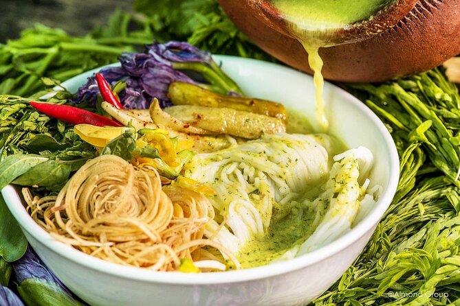 10 Tastings of Phnom Penh Foodie Tour - Street Food Delights