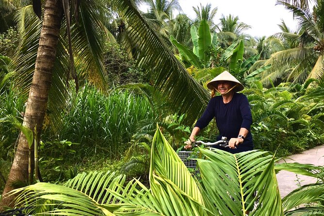 100% Non-touristy - Biking In the Rustic Mekong Delta - Interacting With Friendly Local Communities