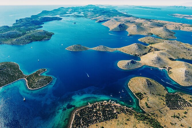 1000 Islands Route - 1.5-Hour Panoramic Flight Over Kornati & ŠIbenik - Included Amenities
