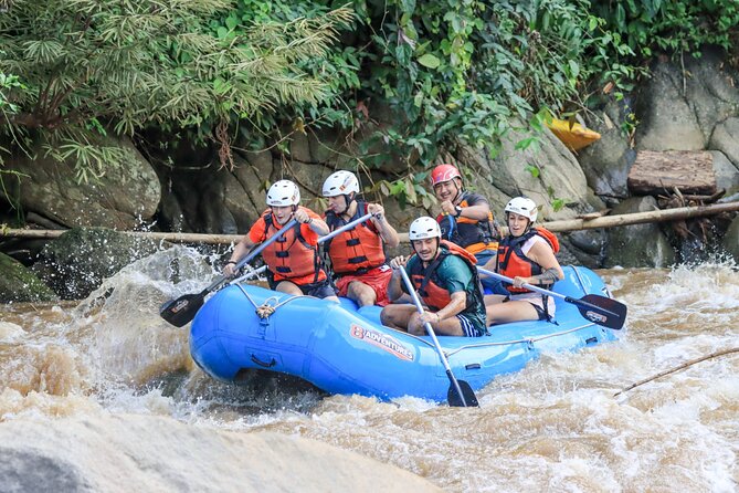 10km Rafting With 8adventures From Chiang Mai Include Pickup & Lunch - Lunch and Refreshments