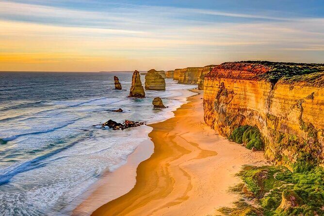 12 Apostles,Great Ocean Road Tour - hotel PICKUP & free entries - Introduction